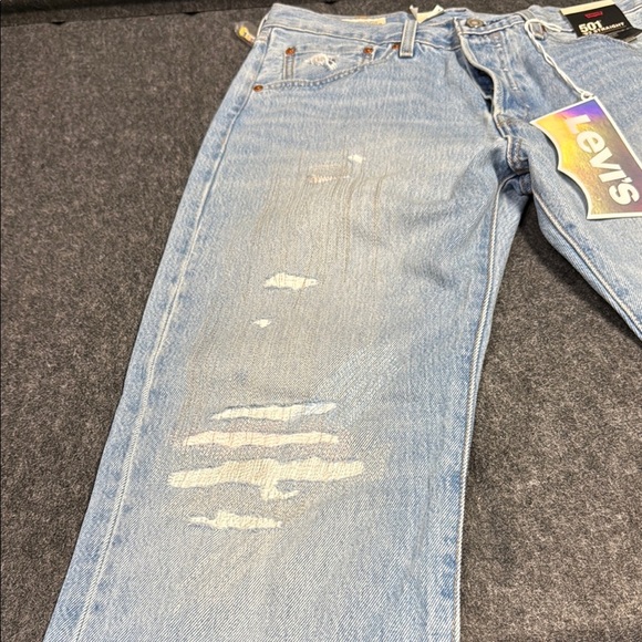 Levi's PRIDE Women's Blue Jeans - Picture 4 of 10